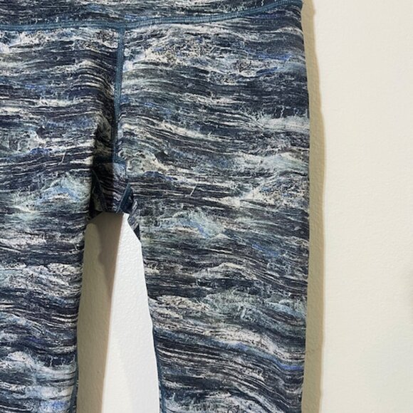 lululemon leggings (6) - Picture 3 of 4